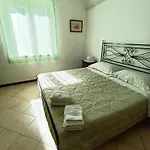 Tramonto Sul Castello Di Vakantiehuis *
